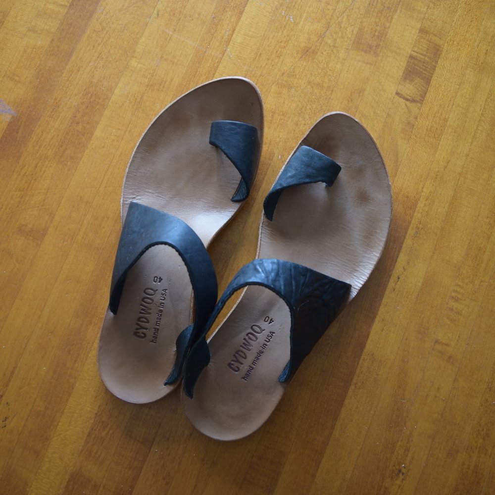 Cydwoq Hillary Sandals